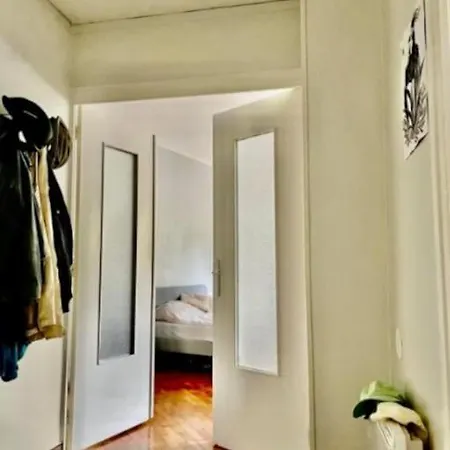 Apartment Jaures Right March 2024